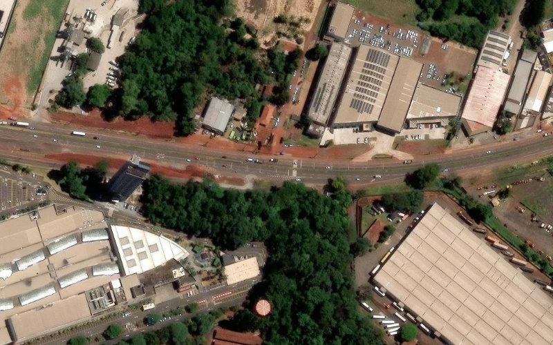 Foto do terreno em PR-317 - Maringá, PR, Brazil