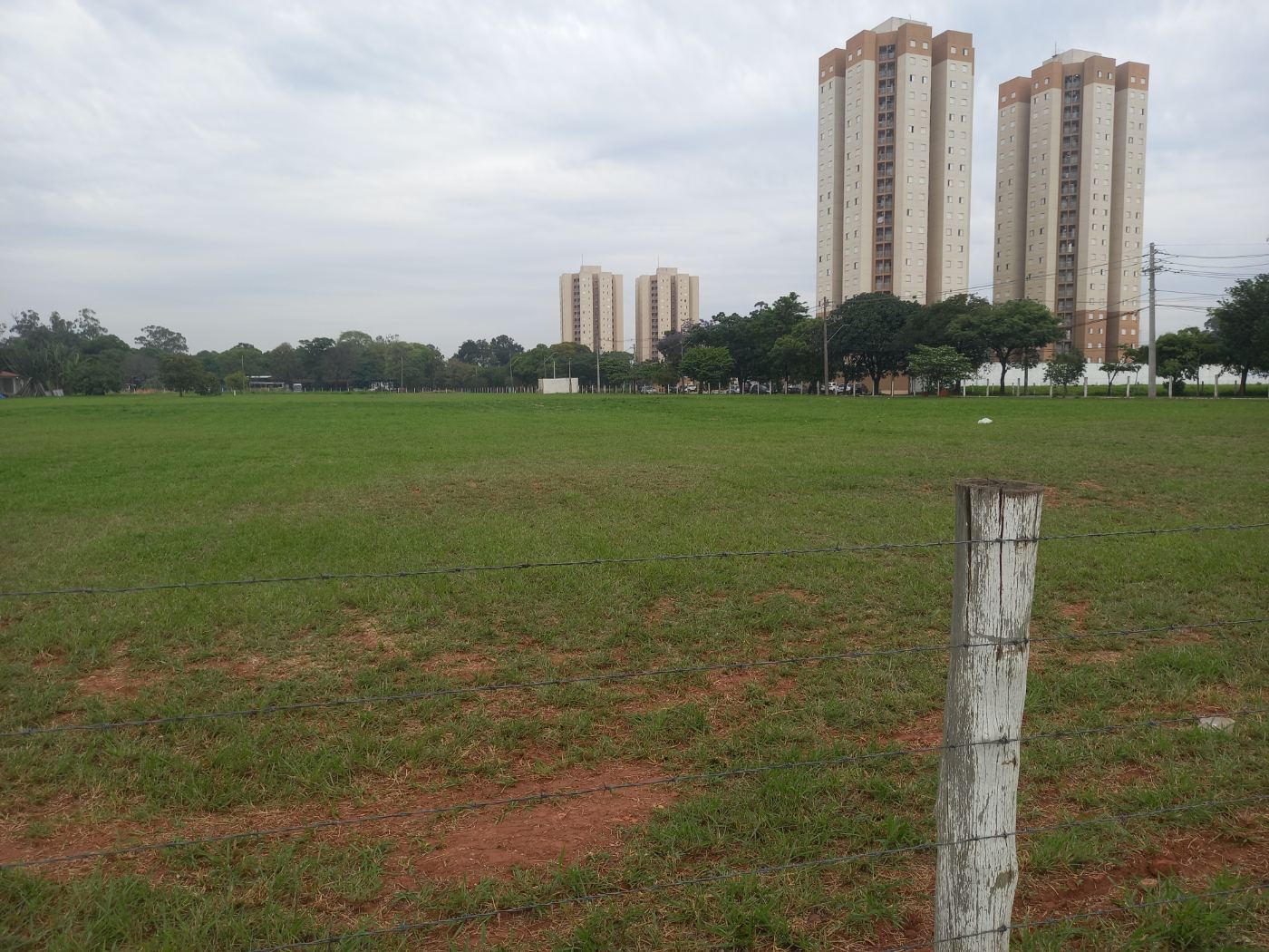 Foto do terreno em Avenida Ampélio Gazzetta, 3742 — Nucleo Residencial Mathilde Berzin — Nova Odessa/São Paulo