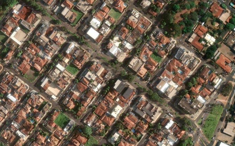 Foto do terreno em Av. Prof. João Fiúsa - Ribeirão Preto, SP, Brazil